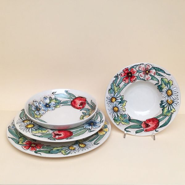  DINNERWARE SET; DESIGN: FIORI (FLOWERS)